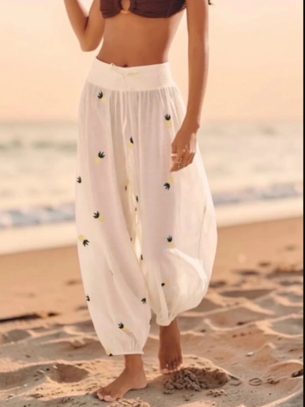 NWT Anthropologie Celandine Pineapple Embroidered Smocked Balloon Trousers Pants